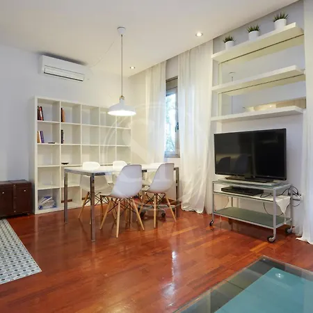 Apartment In Les Corts